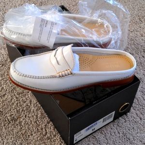 White weejuns size 6 slip on open back loafers